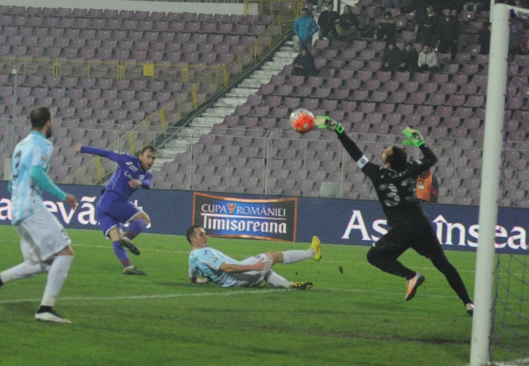 Au câștigat un fundaș, dar pierd un atacant!