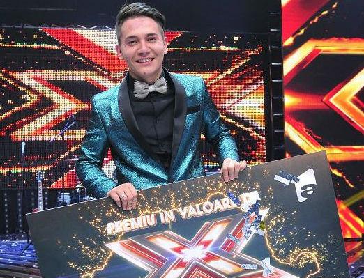 Florin Raduţă, eliminat de la „Vocea României”, câştigă finala „X Factor”