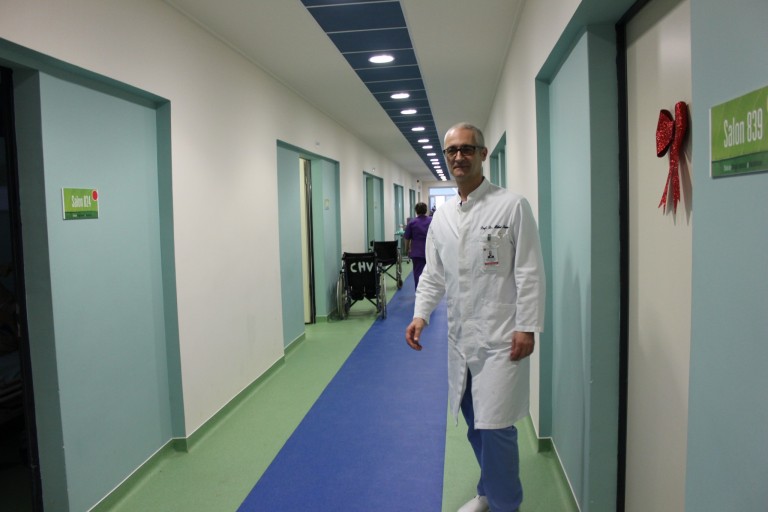 Profesorul Mihai Ionac, ales preşedinte al Societăţii Internaţionale de Microchirurgie Experimentală