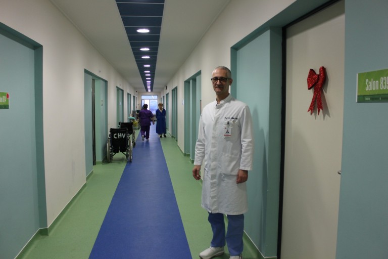 Medic celebru din Timișoara: „I-aș da afară pe cei care primesc șpagă de la bolnavi”