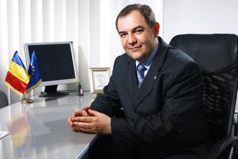 Profesorul Octavian Crețu, noul președinte al Senatului UMF Timișoara!