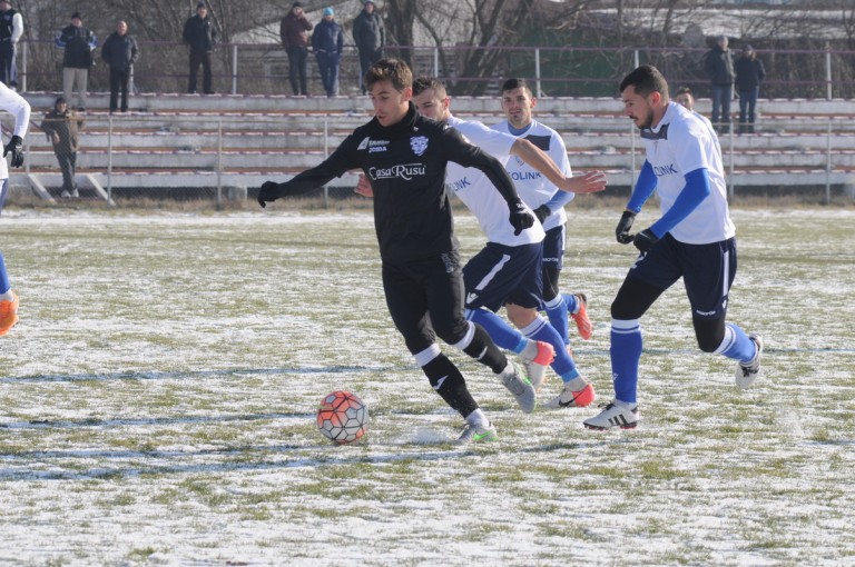 ACS Poli Timişoara reia campionatul, având la dispoziţie lotul cel mai slab valoric