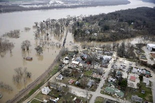 Inundaţii catastrofale în Statele Unite. Cel puţin 31 de persoane şi-au pierdut viaţa