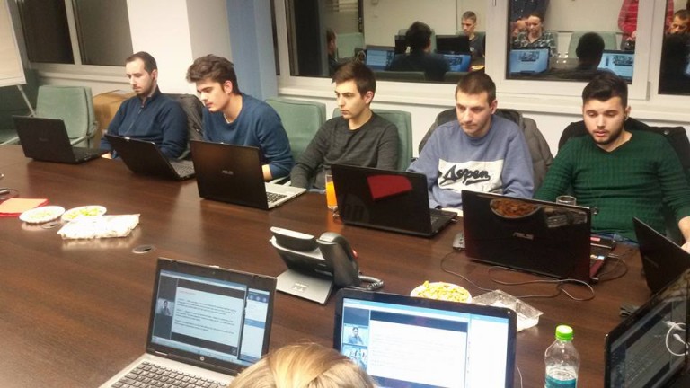 Inedit! Pregătire IT prin video-conferință pentru timișoreni – FOTO