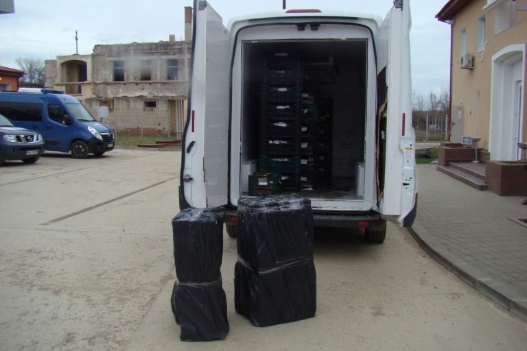 Contrabandă cu țigări din Serbia de un bănățean cu mașină americană…
