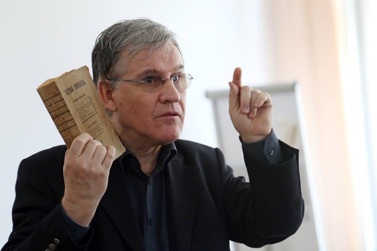 Apocalipsa cu frunze