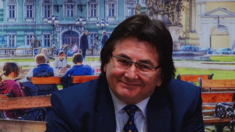 Chiar dacă şi-a dat demisia, Nicolae Robu se vrea tot şef al PNL Timiş: „Am cea mai mare notorietate”! VIDEO