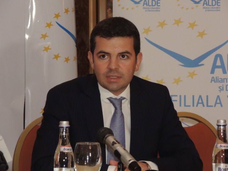 ALDE a decis să-i retragă sprijinul politic lui Daniel Constantin. Cum au votat reprezentanţii Timişului