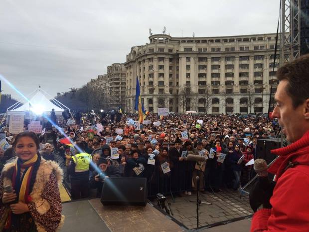 Kovesi face… Sinteza zilei: concluzii neadevărate! Anteniştii, la miting. ANAF le scoate sediile la licitaţie-VIDEO