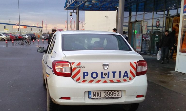 Crimă în parcarea unui supermarket!