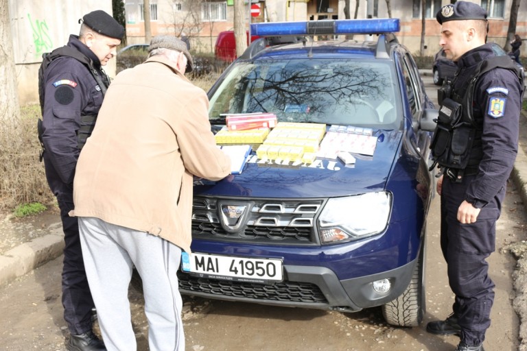 Jandarmii timişoreni au mai prins un contrabandist de ţigări