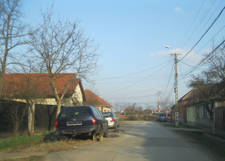 Poliția locală caută mașinile abandonate din Timișoara. Vezi unde poți suna!