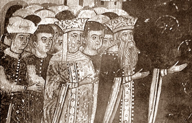 Ce domnitor român a poruncit arderea cărților pentru a împiedica răspândirea catolicismului?…