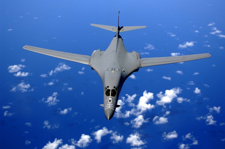 SUA vrea să trimită bombardiere pentru intimidarea Chinei