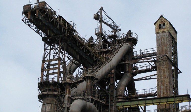 Un monument istoric industrial scapă de la topit, dar nu poate fi vizitat din cauza proprietarului! Se întâmplă în Banat! FOTO