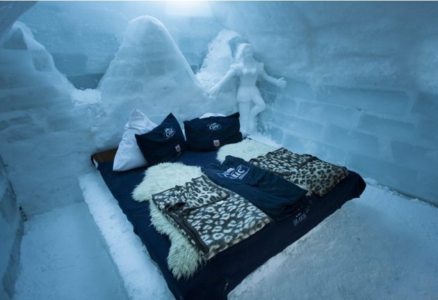 Reprezentanţii singurului hotel de gheaţă din România: „La Bâlea Lac abia acum începe iarna”