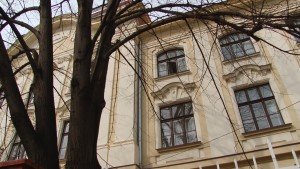 LICEUL LOGA.Still016