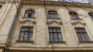 LICEUL LOGA.Still020