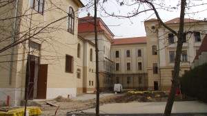 LICEUL LOGA.Still052