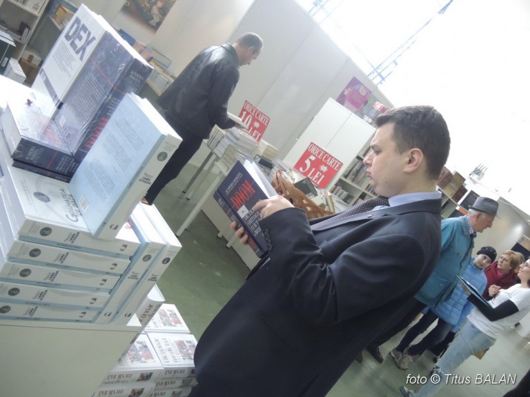 Veniți de citiți la Târgul de carte de la Timișoara…-VIDEO