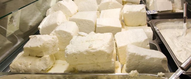 Există sau nu legături între brânza de vaci incriminată și îmbolnăvirile copiilor din Argeș? Explicaţia ANSVSA