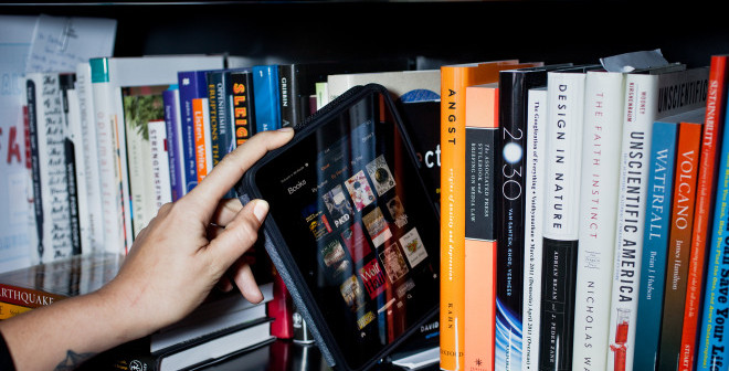 100 de site-uri de unde se pot descărca, legal şi gratuit, cărţi