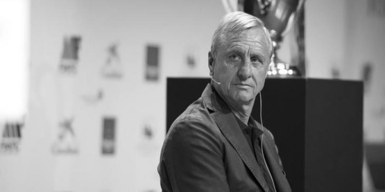 Johan Cruyff a pierdut lupta cu cancerul. Avea 68 de ani