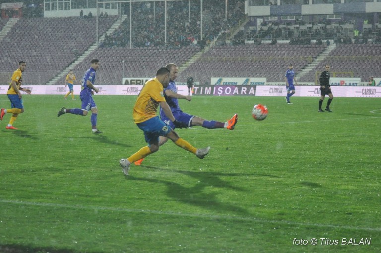 Poli continuă căderea, 0-1 cu Petrolul la debutul lui Grigoraș