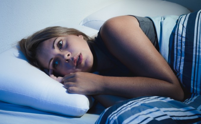 Ce probleme de sănătate ai, în funcție de ora la care te trezești noaptea