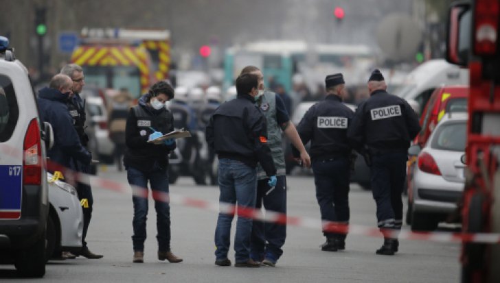 Atac armat, la Paris. Un bărbat a fost rănit