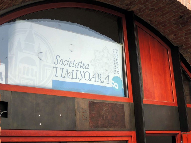 Societatea Timișoara vrea să știe în care dosare penale și-a băgat nasul SRI…