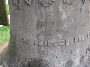 Clopotul lui Iliescu 2