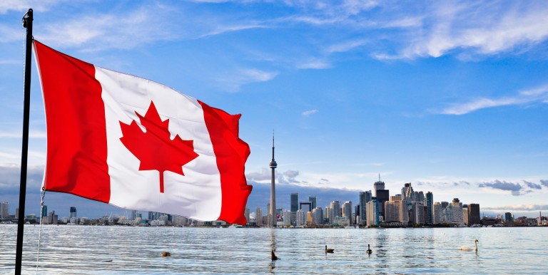 Românii, tot cu vize în Canada