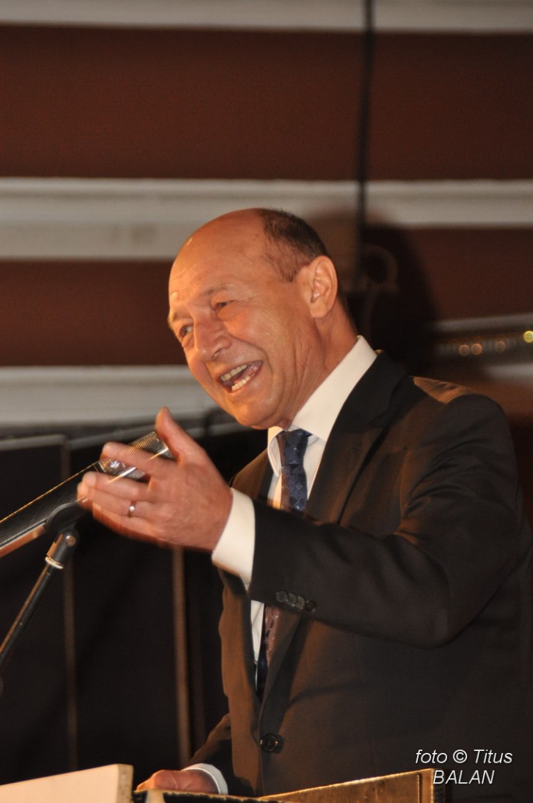 Băsescu: Adamescu a fost UCIS. Aştept să fiu acuzat de CSM