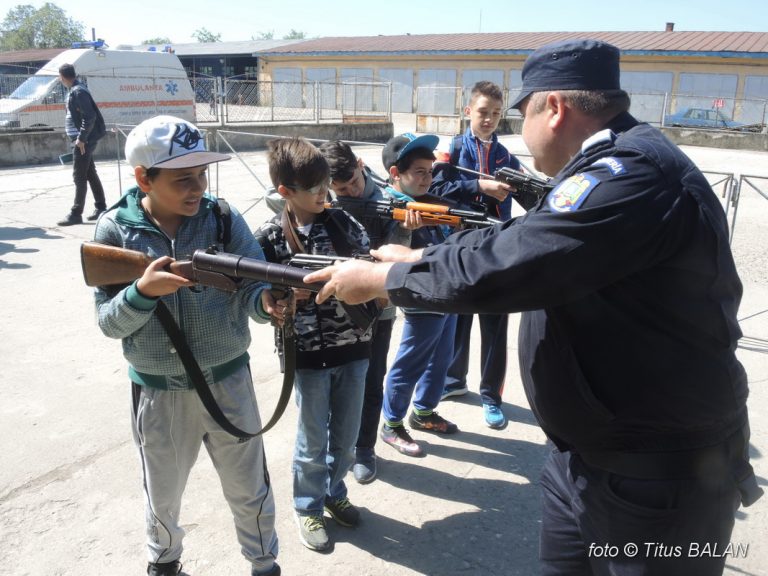 Jandarmii bănățeni pot fi liniștiți, au câștigat noi colegi FOTO-VIDEO