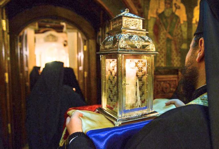Lumina Sfântă de la Ierusalim va ajunge și la Timișoara de Sfintele Paști
