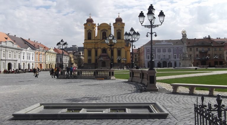 Poliția vă recomandă să aveți grijă cu hoții de buzunare în Timișoara