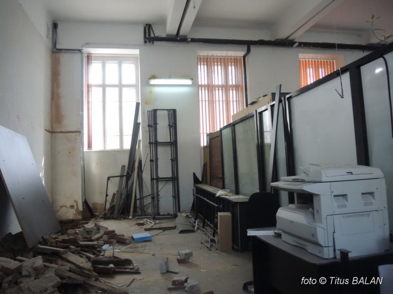 Primăria Timişoara nu mai renovează un birou cu 280.000 de euro. Proiectantul este aşteptat cu preţuri noi, mai mici