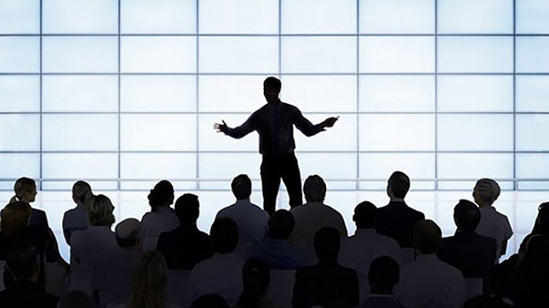 Ce şefi preferă românii? Rezultatele surprinzătoare ale unui sondaj