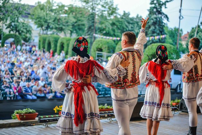 spectacol parcul rozelor