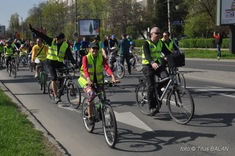 Atenție, restricții importante de circulație în Timișoara, astăzi. Orașul devine Capitala Bicicliștilor!