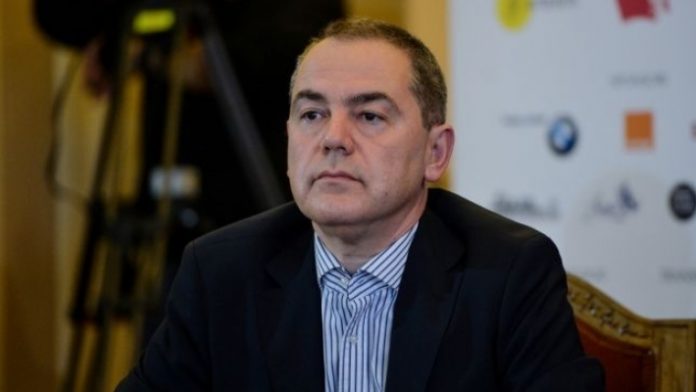 vlad alexandrescu vlad alexandrescu