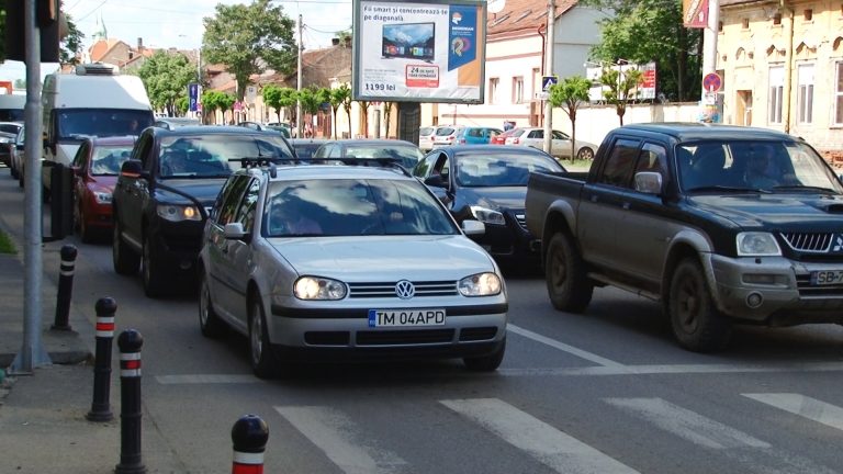 110 zile pentru optimizarea semafoarelor care au împânzit Timişoara