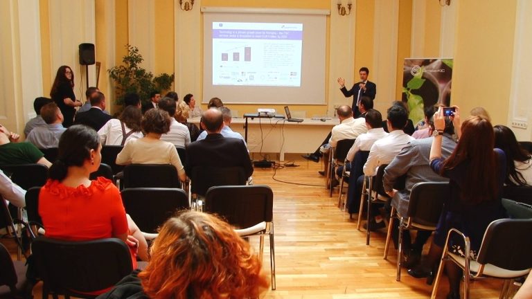 Februarie vine cu noi programe de formare pentru mediul de afaceri din Timiș