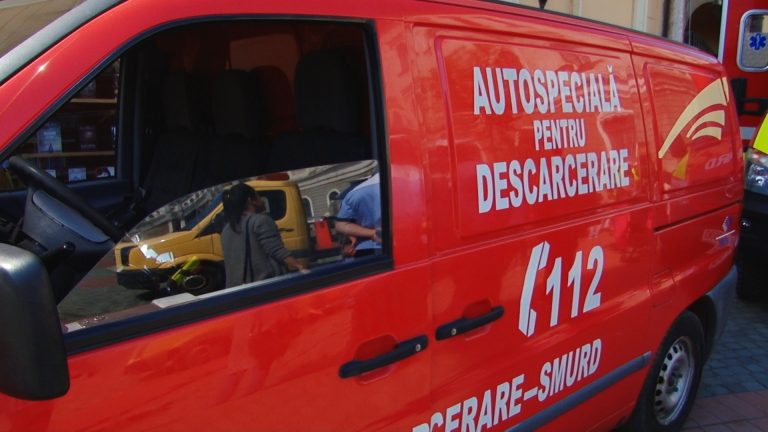 Nenorocire pe o șosea din vestul țării! Bărbat mort, după ce a fost strivit de cabina TIR-ului!