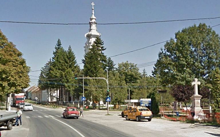 S-a izbit de o mașină parcată pe dreapta. Mortal