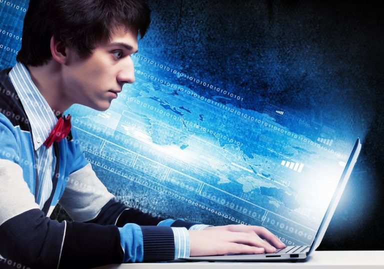 Nu vei mai avea dreptul să postezi orice vrei online! Ce tip de conținut va fi interzis