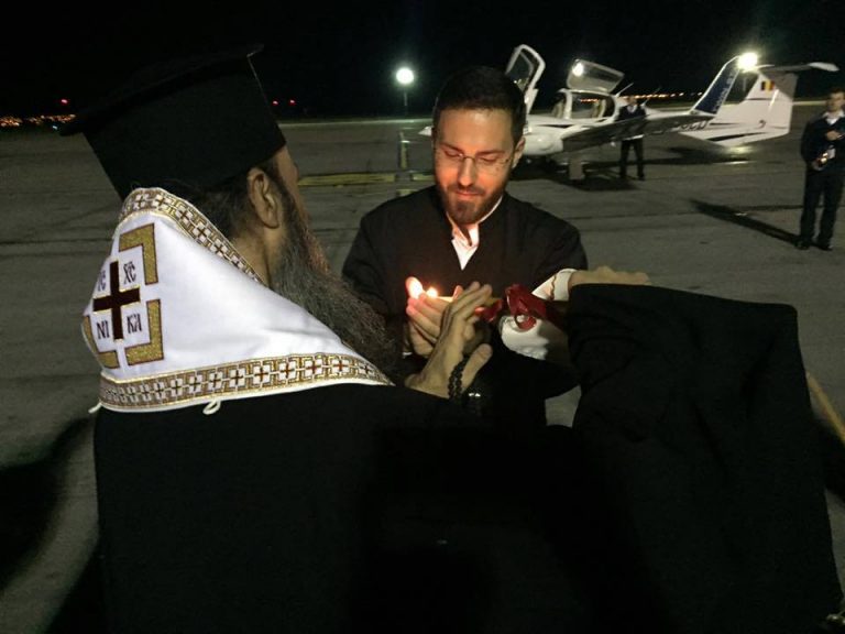 Lumina sfântă de la Ierusalim vine şi la Timişoara. Află unde şi când ajunge!