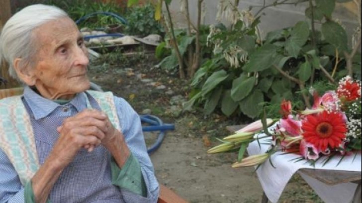 A murit cea mai vârstnică femeie din România. Bătrâna din Caransebeș urma să împlinească 109 ani