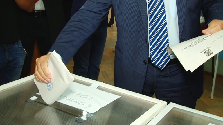Alegerile parlamentare: 227 de milioane de lei şi indemnizaţii mai mari pentru personalul din secţii